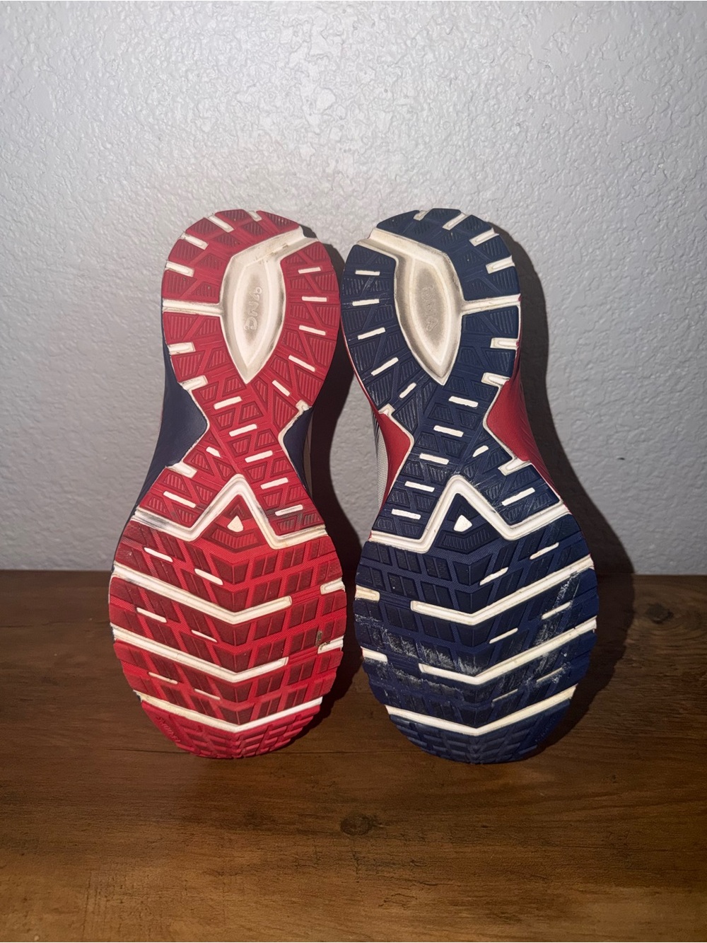 Brooks Launch 7 USA Red White Blue Running Shoe Womens Size 9 US EUC training - Picture 7 of 11